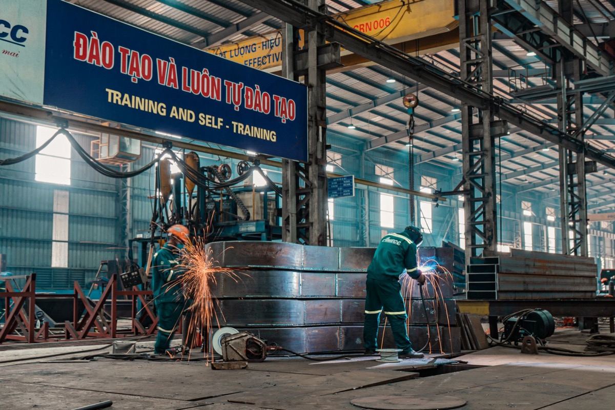 Sản xuất & Kho vận